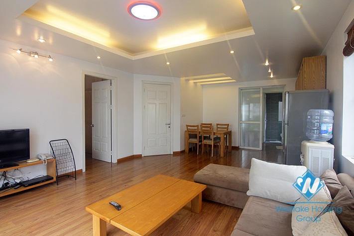 A spacious and brightly 2 bedroom apartment for rent in Xuan dieu, Tay ho, Hanoi